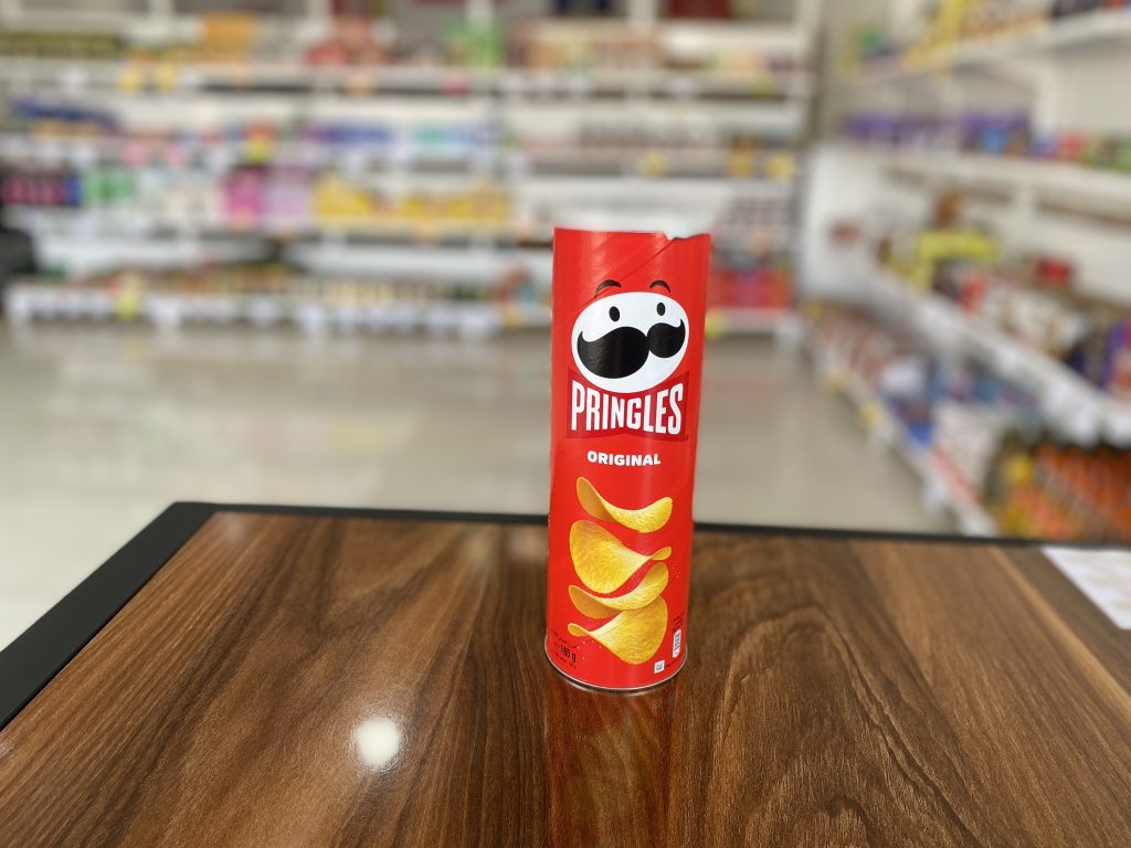 چیپس پیرینگلز 165 گرم ساده نمکی (اورجینال وارداتی )