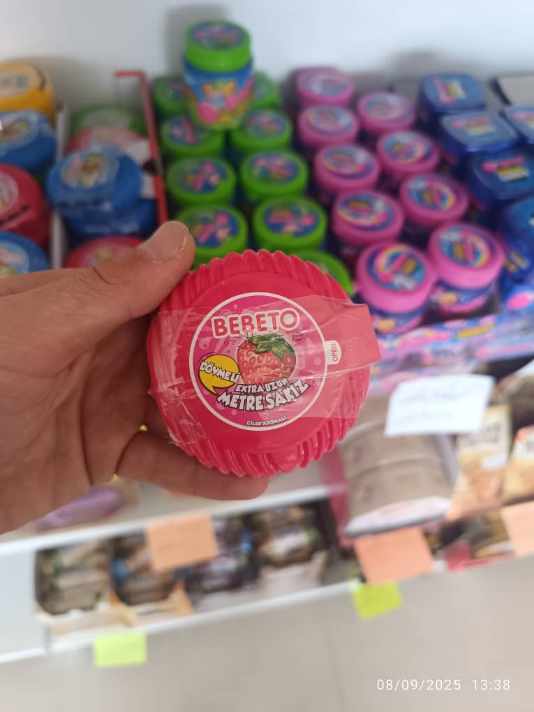 آدامس ببتو متری 25 گرم با طمع توت فرنگی (اورجینال وارداتی )